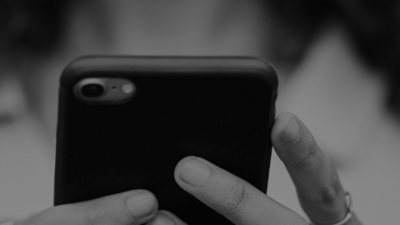 Microcheating Exposed: 10 Undeniable Red Flags